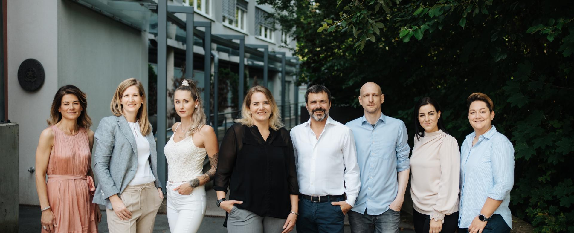 office-team-beautysolutions
